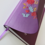 notebook with flexible covers - marketing multisenzorial
